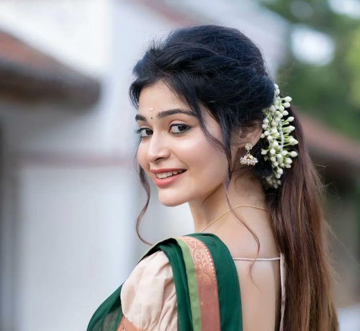 MIRROR MAGIC BEAUTY PARLOUR KALPETTA